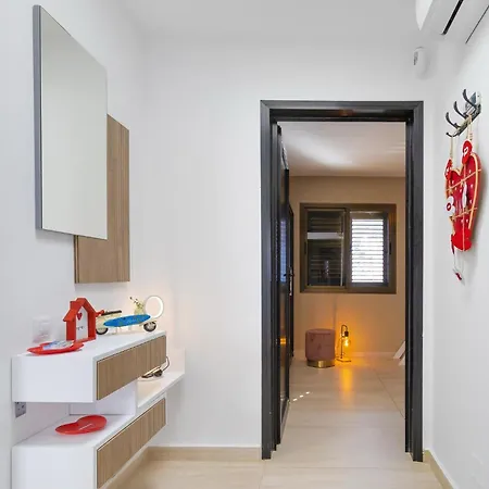 Casa Linc - Renovated Close To Center And Appartement *